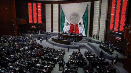 Diputados mexicanos rechazan reforma eléctrica de AMLO 
