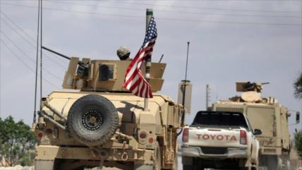Vídeo: sirios vuelven a bloquear paso de un convoy militar de EEUU