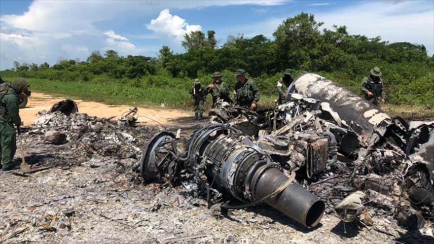 La Fuerza Armada Nacional Bolivariana (FANB) neutraliza un avión perteneciente a los llamados TANCOL colombianos, julio de 2021.