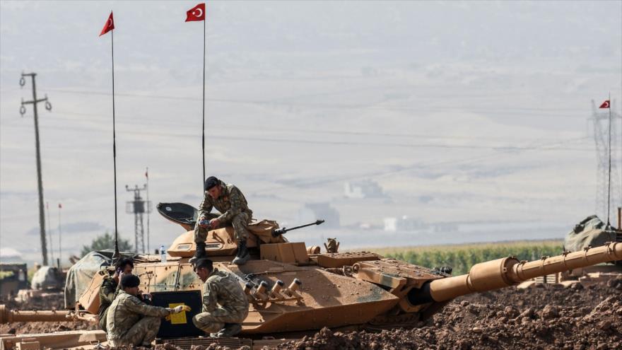 Vídeo: Atacan con cohetes 2 bases turcas en el norte de Irak | HISPANTV