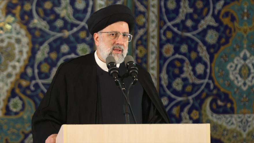 El presidente de Irán, Seyed Ebrahim Raisi, en su discurso en la Feria Internacional de Corán, Teherán, 28 de abril de 2022. (Foto: presidente.ir)
	
