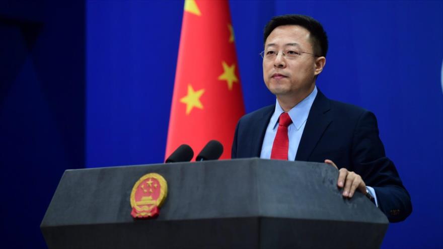 El portavoz de la Cancillería de China, Zhao Lijian, en una conferencia de prensa.