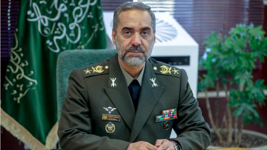El ministro de Defensa de Irán, el general de brigada Mohamad Reza Qarai Ashtiani.