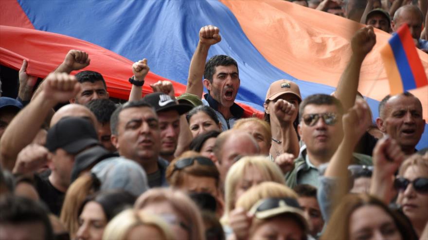Detenidos 190 manifestantes en protesta anti-Pashinián en Armenia | HISPANTV