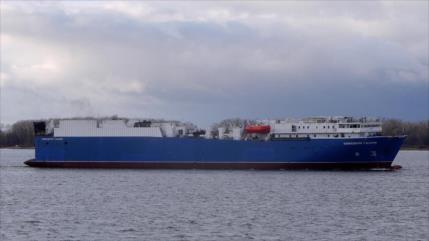 Unidos ante EEUU: Carguero ruso atraca en puerto iraní tras 21 años