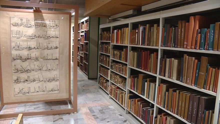Mausoleo del Imam Reza alberga más de 170 mil manuscritos | HISPANTV