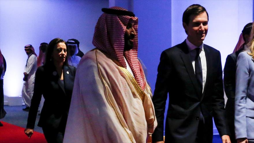 Príncipe heredero saudí, Muhamad bin Salman (izda.), y Jared Kushner, 21 de mayo de 2017. (Foto: Reuters)