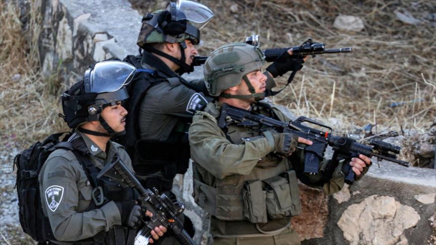 Fuerzas israelíes durante una redada contra palestinos, Cisjordania, 8 de mayo de 2022. (Foto: AFP)