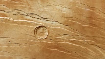 Fotos: Fosas parecidas a ‘marcas de garras’ sobre superficie de Marte