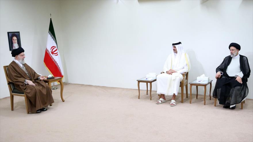 Líder de Irán: Mundo árabe debe hacer frente a crímenes de Israel