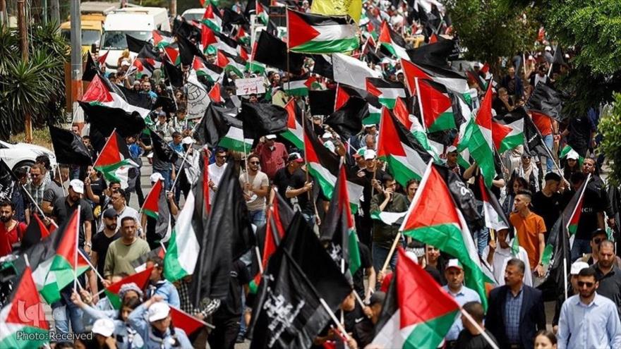 Miles de palestinos en Gaza y Cisjordania ocupada salieron a las calles para el Día de la Nakba, 15 de mayo de 2022.