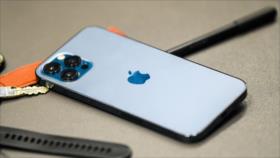 Informe: Irán prohíbe importación de teléfonos de compañía Apple