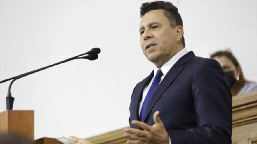 “Para destruir a Rusia, Occidente comete un suicidio económico”