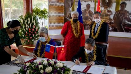 China reta a EEUU y sus aliados con firma de acuerdo con Samoa