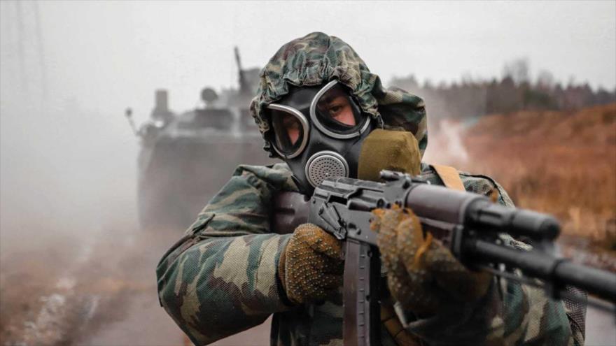 Soldado ruso de la unidad de guerra química, 22 de febrero de 2022. (Foto: AFP)