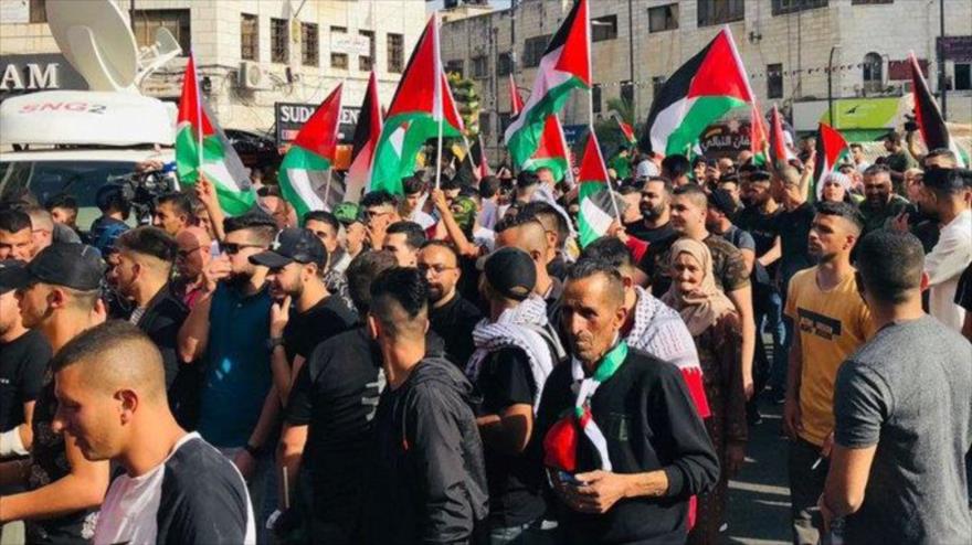 Palestinos protestan contra ‘marcha de banderas’ de israelíes | HISPANTV