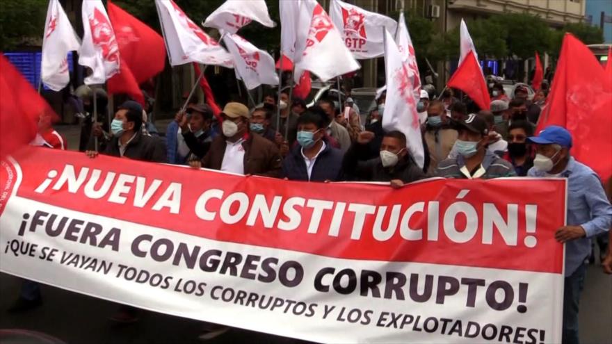 ¿Qué solucionaría la crisis en Perú?, analista detalla