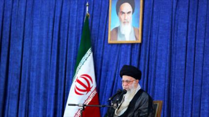Líder de Irán: Enemigos anhelan sin éxito derrocar la República Islámica