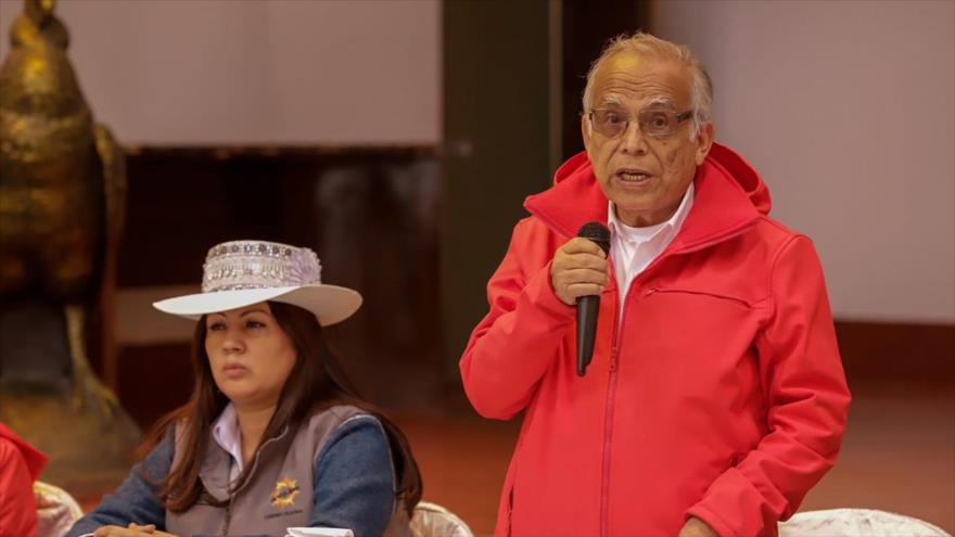 Premier peruano denuncia plan del Congreso para sacar a Castillo