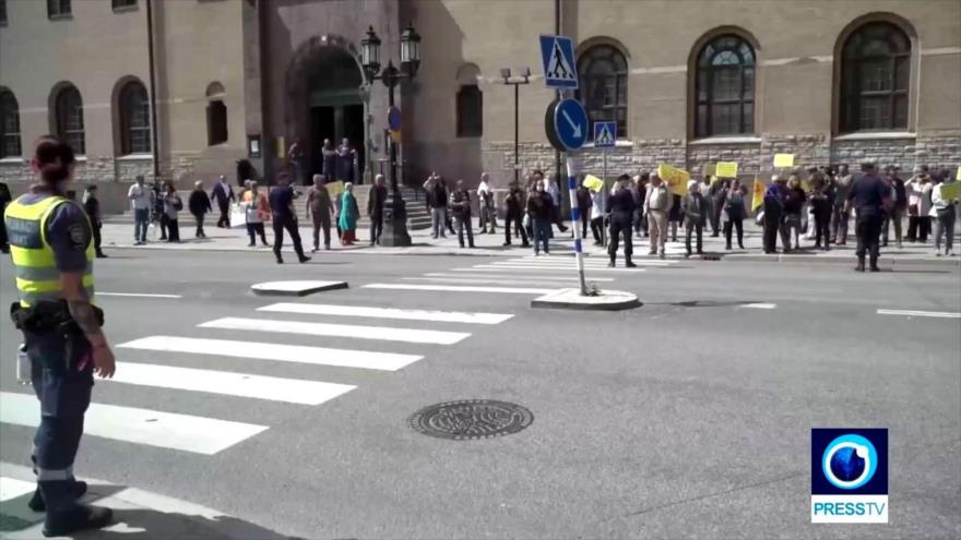 Vídeo: grupo terrorista MKO atacan a equipo de Press TV en Suecia