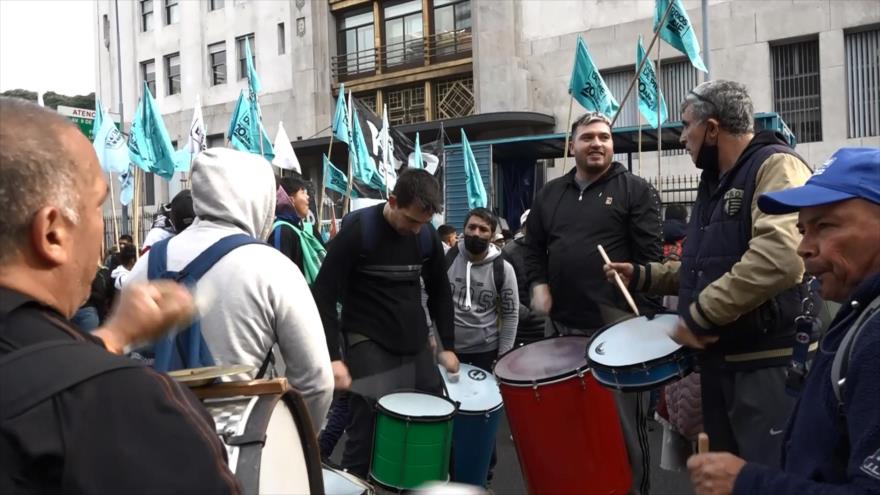 Miles de argentinos protestan por la emergencia alimentaria