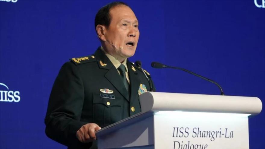 El ministro de Defensa de China, Wei Fenghe, habla en el Diálogo Shangri-La en Singapur, 12 de junio de 2022.