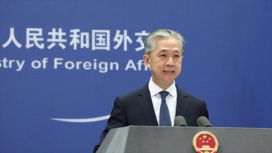 El portavoz del Ministerio de Relaciones Exteriores chino, Wang Wenbin. (Foto: Getty images)