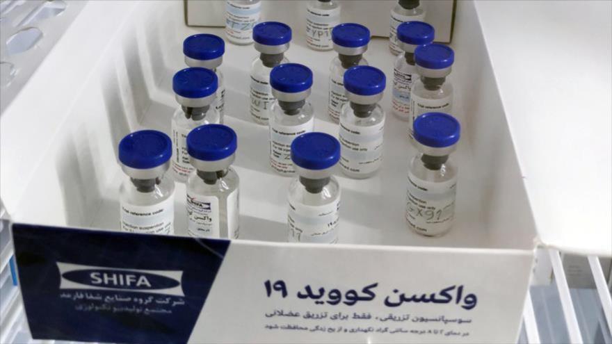 Frascos de la vacuna iraní contra COVID-19 se ven durante las pruebas en humanos en Teherán, capital persa, Irán. (Foto: Reuters)
