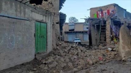 Potente terremoto en Afganistán deja al menos 920 muertos