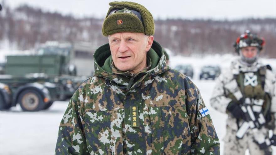 Comandante de las Fuerzas de Defensa de Finlandia, el general Timo Kivinen
