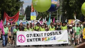 Miles de personas protestan en Alemania de cara a cumbre del G7