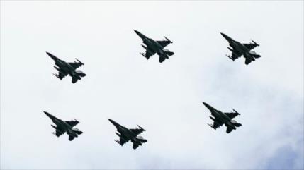 EEUU apoya la modernización del escuadrón de F-16 de Turquía