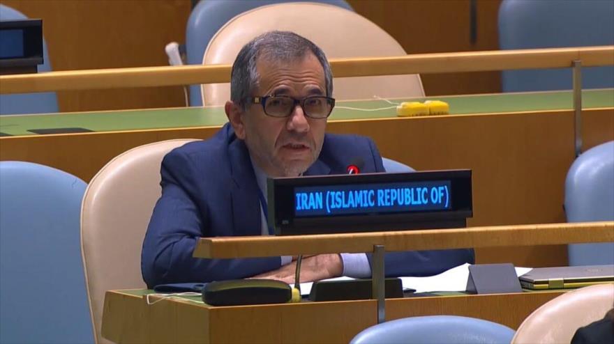El permanente de Irán ante la Organización de las Naciones Unidas (ONU), Mayid Tajt Ravanchi, ofrece un discurso en una reunión del Consejo de Seguridad.