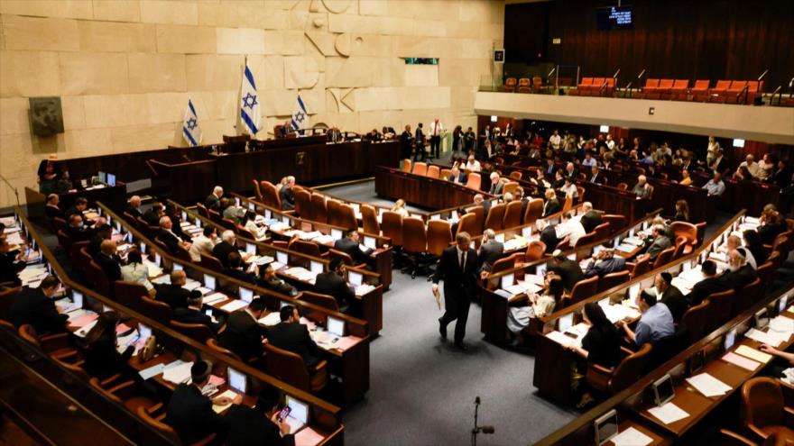 Una sesión del parlamento israelí, Jerusalén (Al-Quds), 30 de junio de 2022. (Foto: AFP)