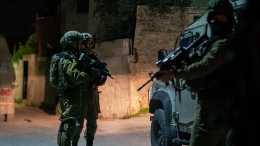 Coronel israelí resulta herido en choques con palestinos en Nablus