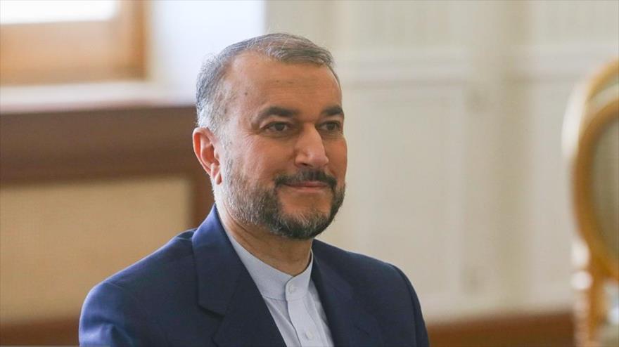 El canciller iraní, Hosein Amir Abdolahian, durante una reunión en Teherán, capital, 14 de junio de 2022. (Foto: FARS)