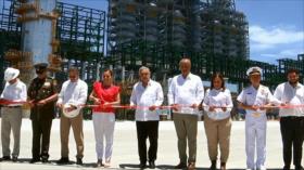 López Obrador inaugura primera refinería de México en 40 años