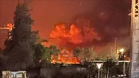 Incendio devora base militar de Israel en el norte de Al-Quds