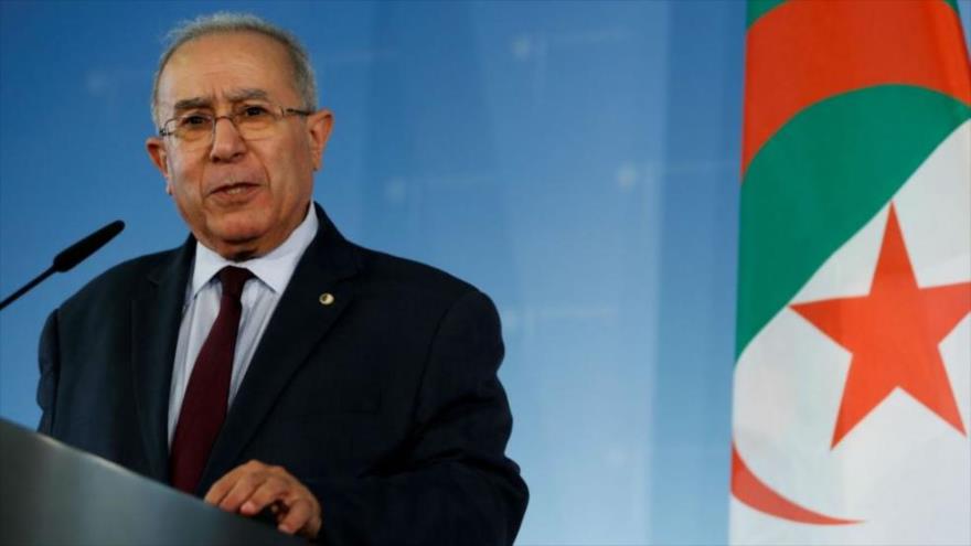 El ministro de Relaciones Exteriores de Argelia, Ramtane Lamamra.