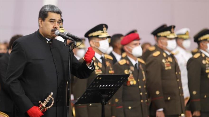 Maduro: ¡Venezuela tiene quien la defienda, que nadie se equivoque! | HISPANTV