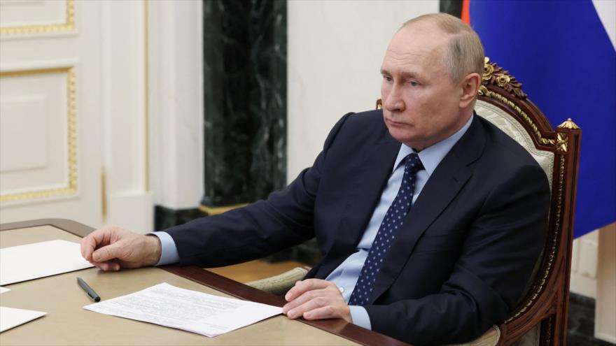 El presidente de Rusia, Vladimir Putin, durante una reunión virtual, 8 de junio de 2022. (Foto: AFP)