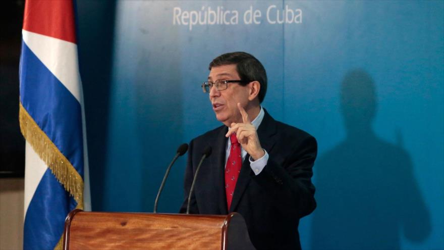 El canciller cubano, Bruno Rodríguez, ofrece una rueda de prensa en La Habana, Cuba, 25 de abril de 2022. (Foto: AFP)