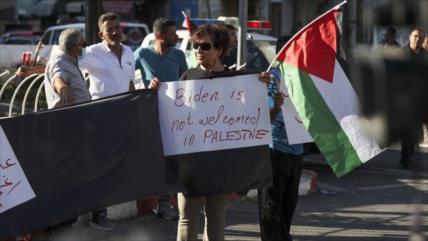 Palestinos salen a las calles en repudio a la visita de Biden