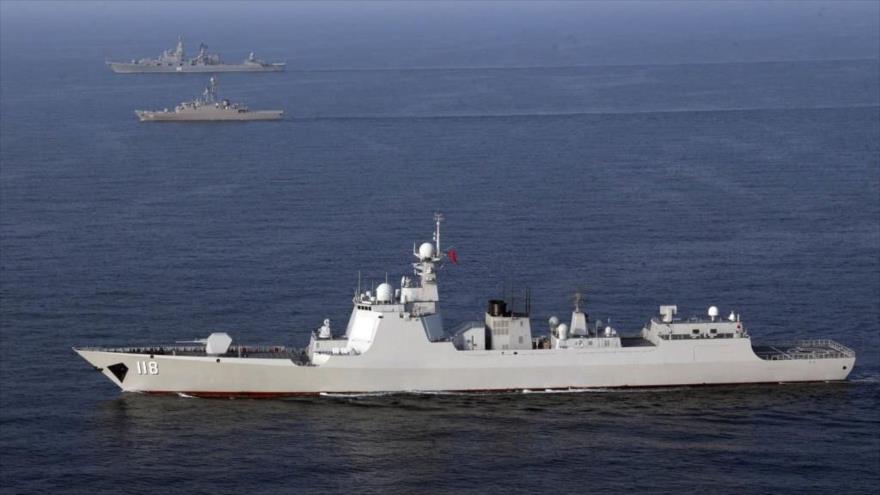 Las armadas de Irán, Rusia y China participan en un ejercicio militar conjunto en el océano Índico, 21 de enero de 2022. (Foto: AFP)