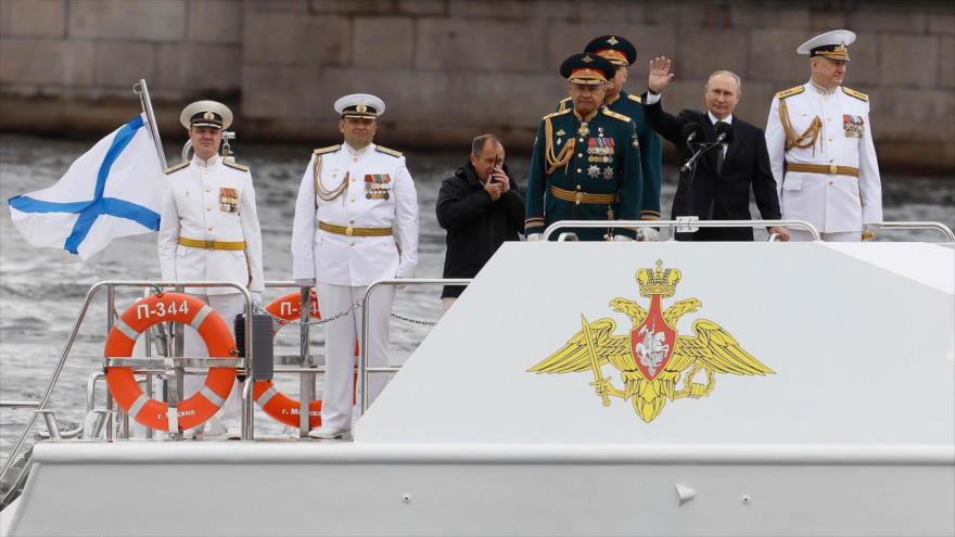 Putin saca pecho por Armada que les cae como “un rayo” a invasores