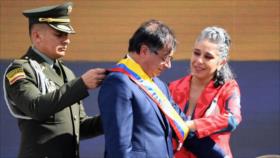 Gustavo Petro toma juramento como nuevo presidente de Colombia