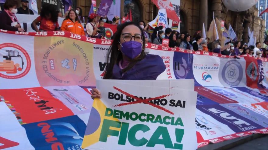 Miles de mujeres brasileñas toman las calles en apoyo a Lula | HISPANTV