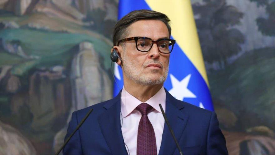 El excanciller venezolano, Félix Plasencia, durante una rueda de prensa en Moscú, Rusia, 8 de noviembre de 2021. (Foto: Getty Images)