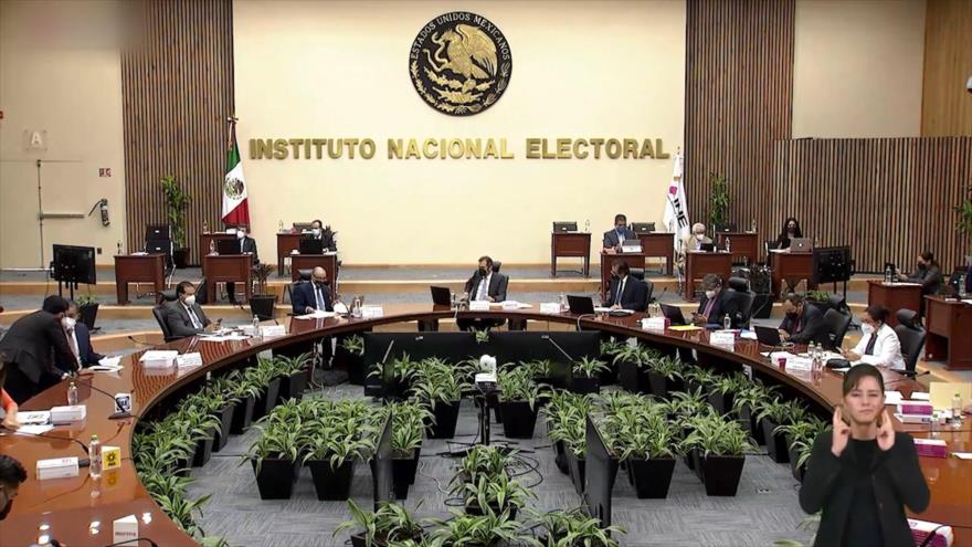 Continúan esfuerzos para implementar voto electrónico en México