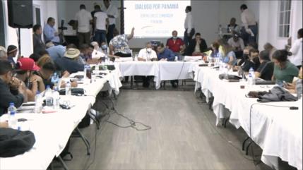 La Mesa del Diálogo retoma su debate en Panamá
